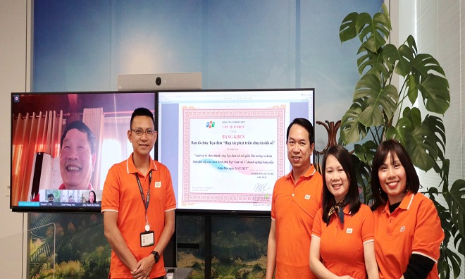 Ban tổ chức sự kiện toạ đàm của thủ tướng tại Nhật được khen thưởng
