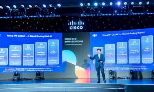 FPTのグエン・ヴァン・コアCEO、AI成熟度5段階モデル「FPT CASAN」を初公開