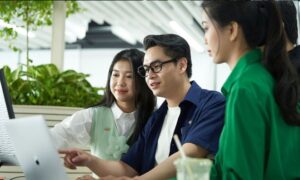 FPTのAIプラットフォーム「Flezi Foundry」が登場、生産性を最大30％向上へ